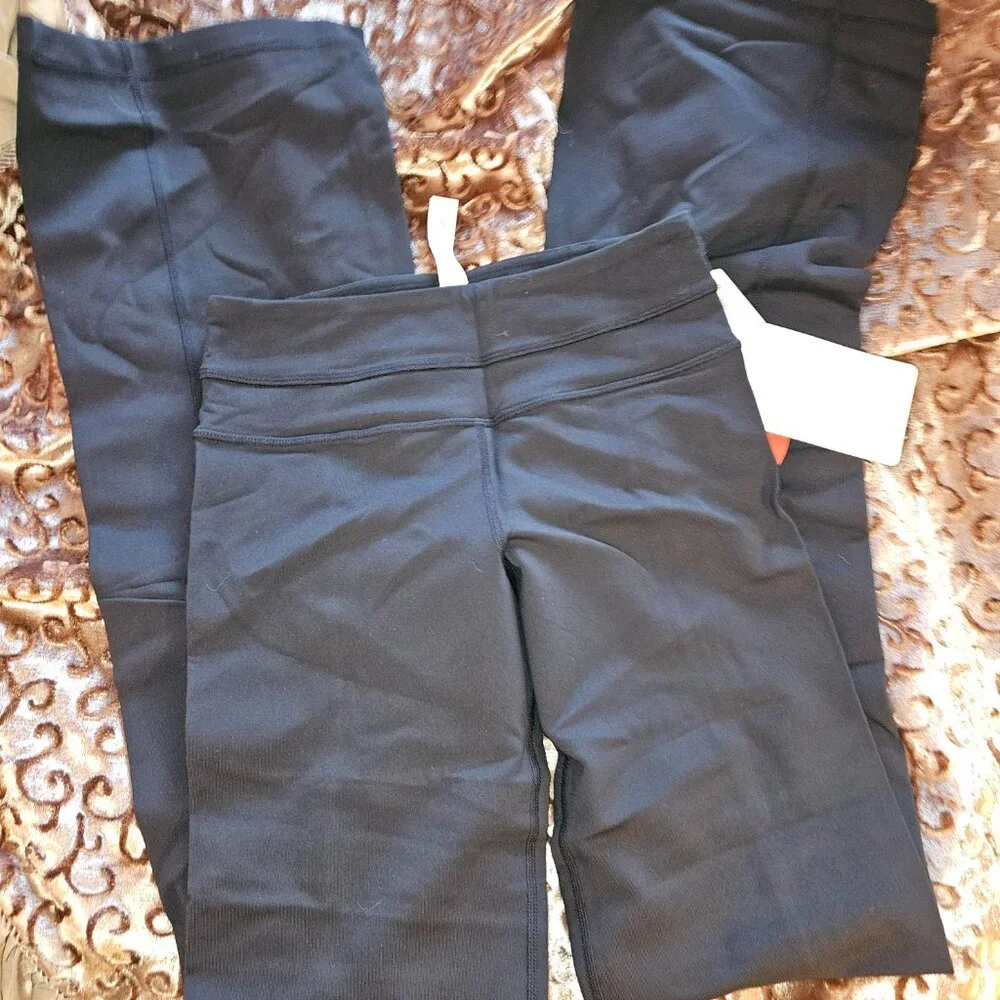 Lululemon Luon Flare Pants - Picture 4 of 4